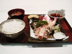 京屋　定食