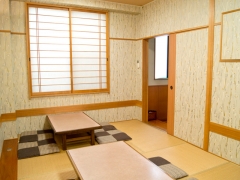 京屋　店内